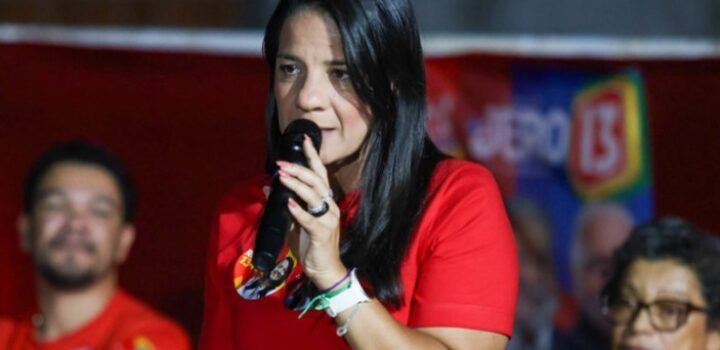 Rowenna comemora decisão da Justiça Eleitoral contra uso de mulheres nuas em atos de ACM Neto
