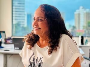 Leia mais sobre o artigo Aladilce cobra explicações da Semob sobre anulação de 709 multas de empresa de ônibus
