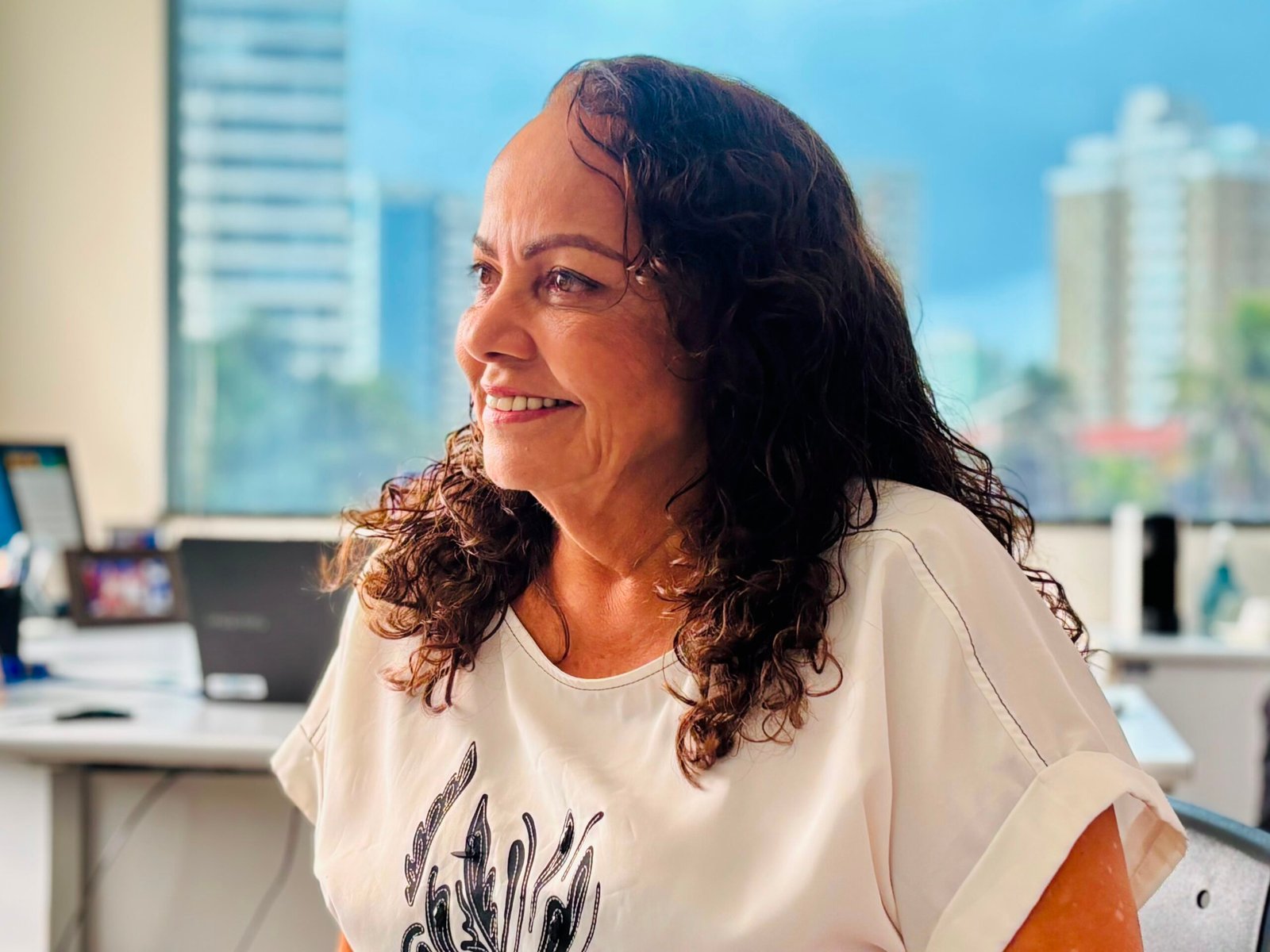 Aladilce cobra explicações da Semob sobre anulação de 709 multas de empresa de ônibus