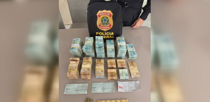 PF apreende R$ 450 mil em operação que cumpre mandados na Bahia e em outros quatro estados