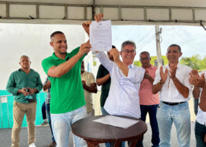 Leia mais sobre o artigo Obras de pavimentação e aquisição de itens da agricultura familiar ampliam ações do Estado na Bahia