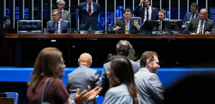 Alcolumbre diz que Senado vota fim da escala 6×1 após as eleições