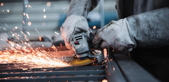Produção industrial baiana cresceu 0,4% em julho, aponta SEI