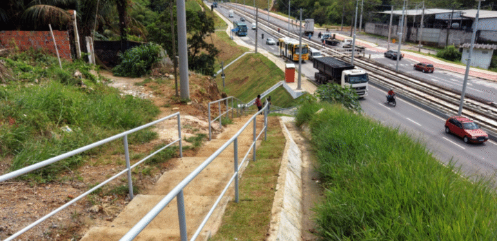 Obras na comunidade do Formigueiro e na Praça Obaluaê fazem parte das intervenções associadas ao VLT