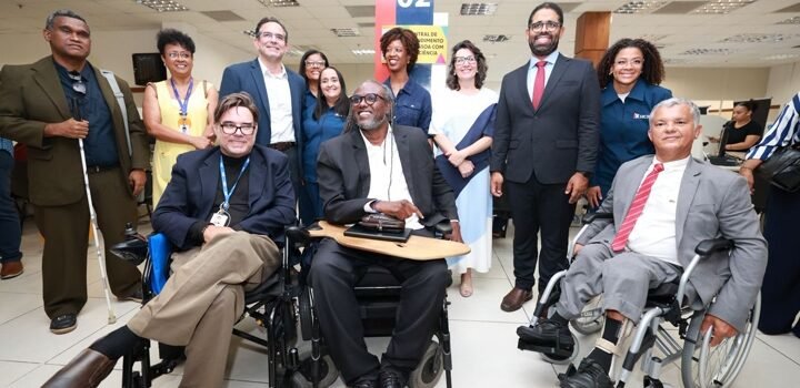 Comitiva do Ministério dos Direitos Humanos visita Central de Atendimento à Pessoa com Deficiência na Bahia