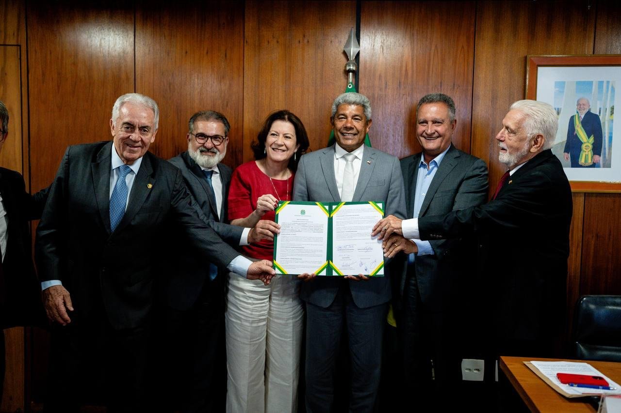 Em agenda com Jerônimo Rodrigues, Governo Federal formaliza destinação de R$ 3 bilhões para a Ponte Salvador–Itaparica