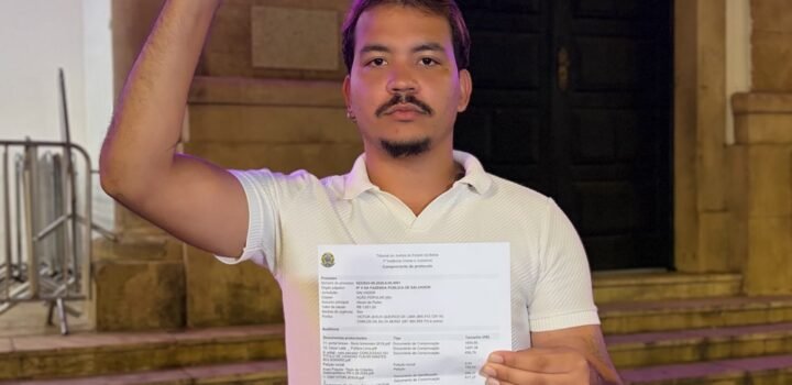 Ação Popular questiona legalidade de Título de Cidadão Soteropolitano a Flávio Bolsonaro