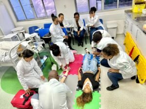 Leia mais sobre o artigo Monte Tabor abre seleção para bolsas integrais em curso técnico de Enfermagem em Salvador