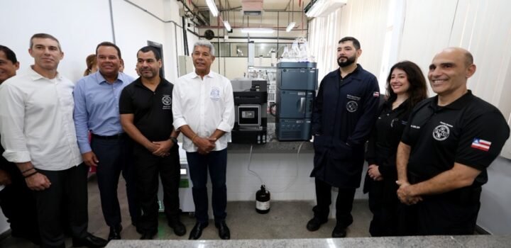 Governo entrega viaturas e equipamentos de perícia para a Polícia Técnica da Bahia