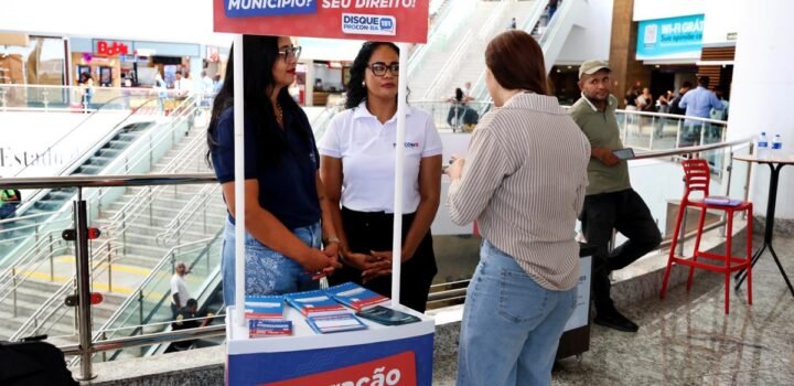 Blitz orienta passageiros sobre gratuidade do transporte no segundo turno das Eleições 2026