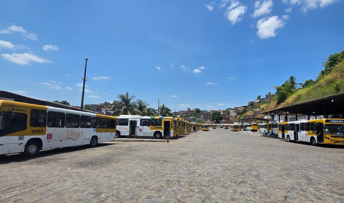 MP BA notifica prefeitura de Salvador sobre falta de ônibus na cidade durante votação do 2o turno