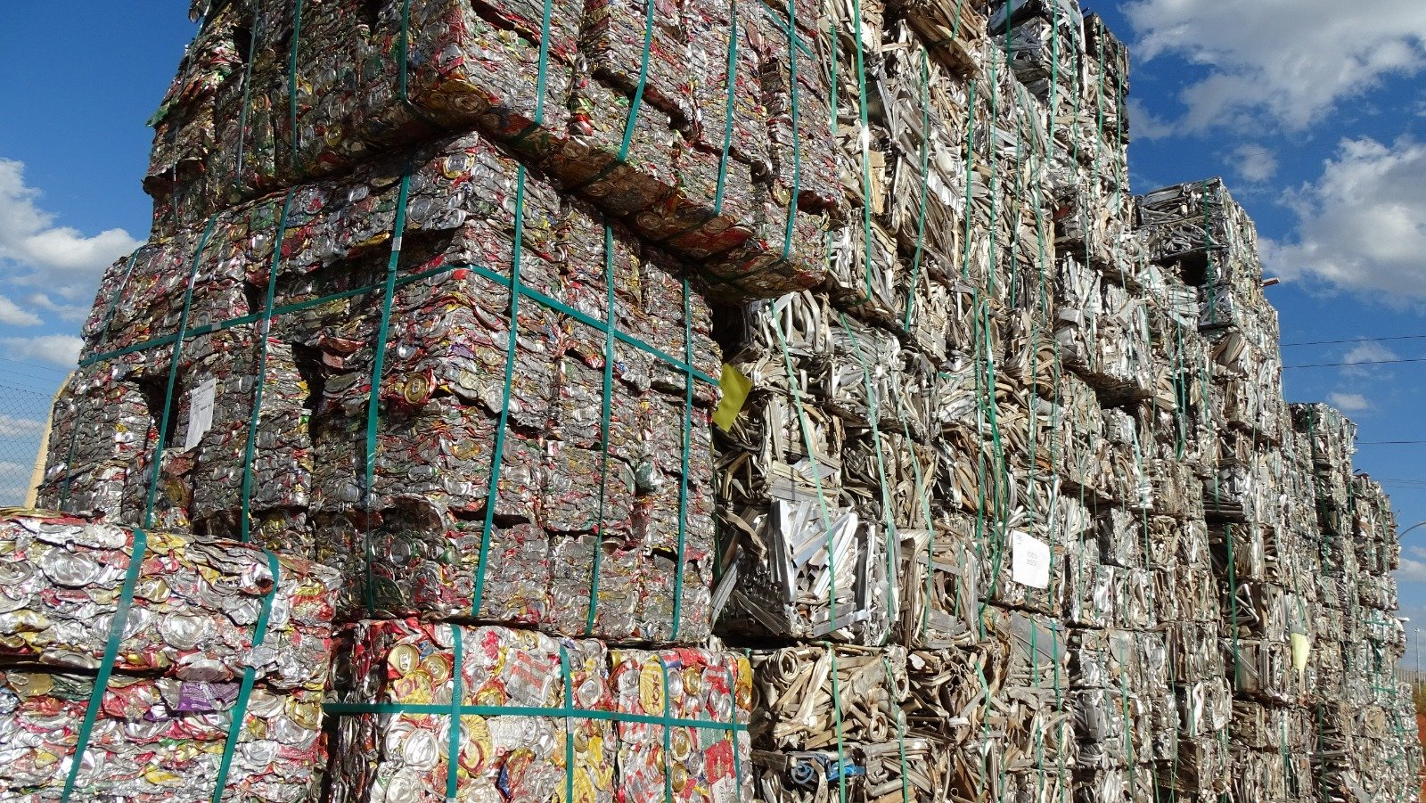 Reciclagem de alumínio ganha peso estratégico com demanda em alta e oferta pressionada