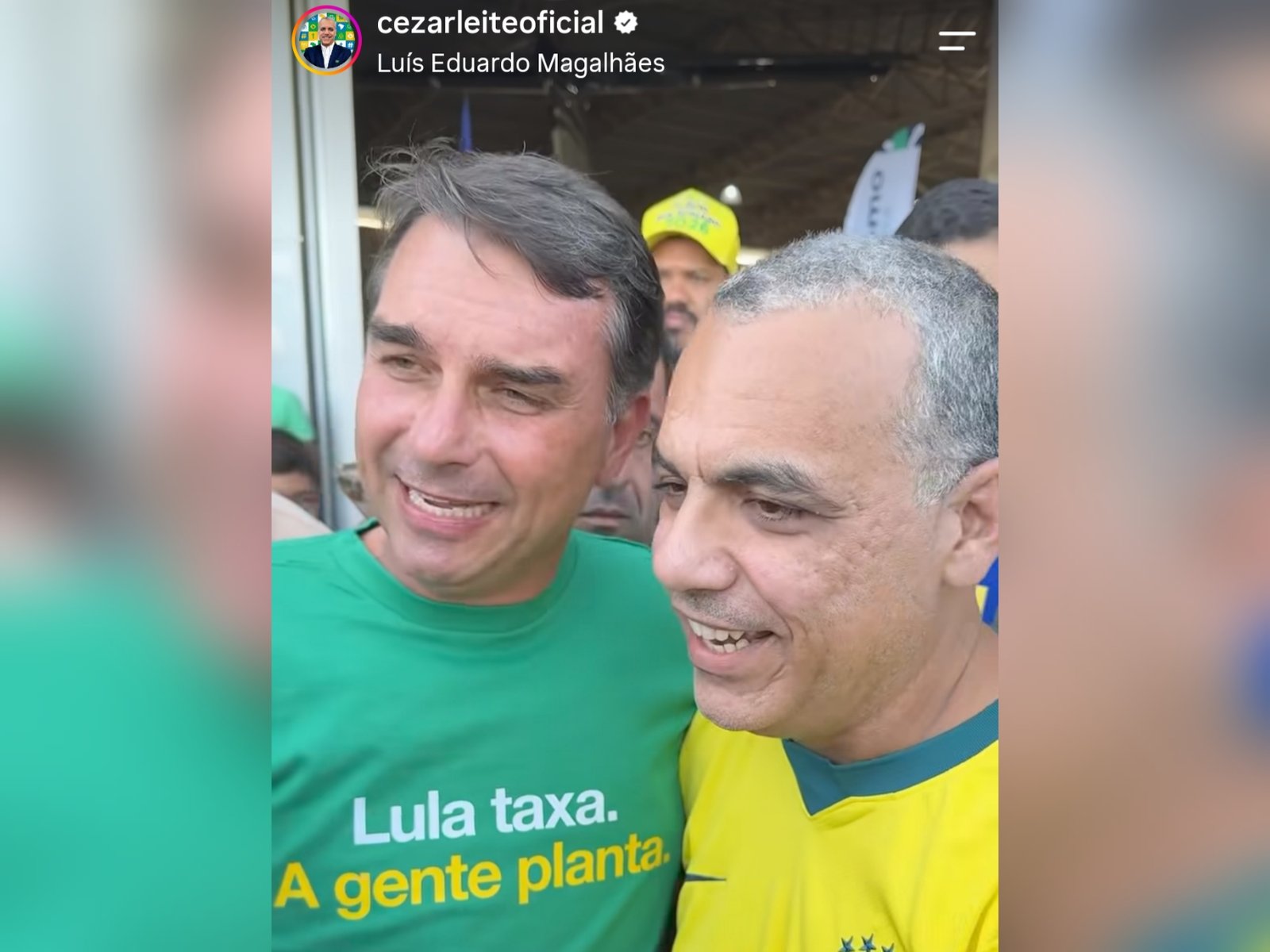 Justiça adia entrega de Título de Cidadão de Salvador ao senador Flávio Bolsonaro