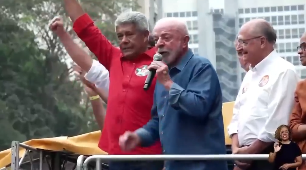 Jerônimo defende união nacional e convoca brasileiros a reeleger Lula em ato na Avenida Paulista