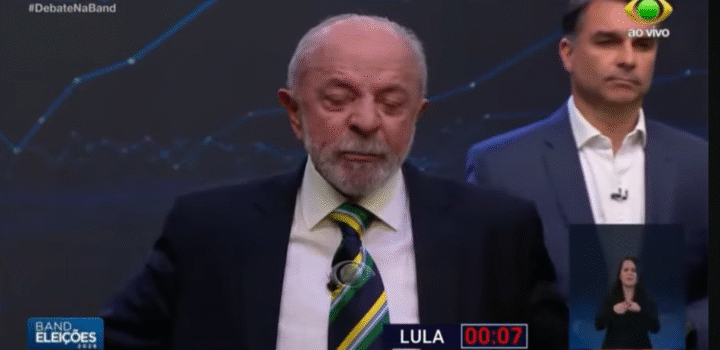 Imprensa internacional repercute debate entre Lula e Flávio Bolsonaro e destaca troca de ataques