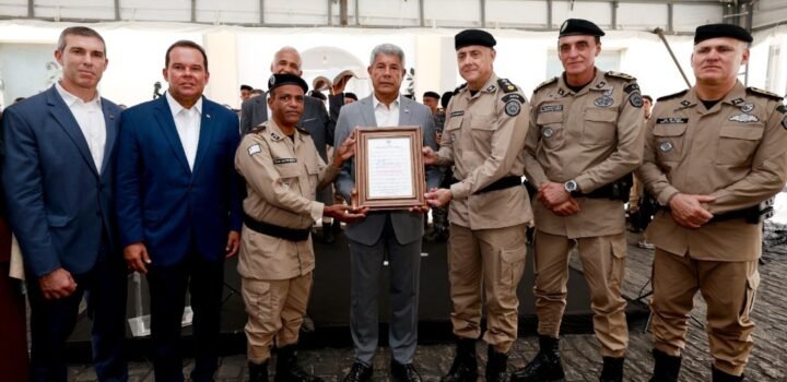 Segurança fortalecida: governador entrega 48 novas viaturas à Polícia Militar e amplia proteção às mulheres