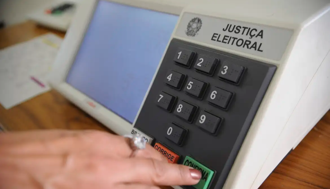 Governo Federal prevê transporte gratuito para indígenas e comunidades tradicionais votarem no segundo turno