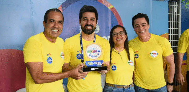 ELEIÇÕES 2026: Alvo de ordem de prisão do TRE, secretário da Semob cumpre agenda em Paris